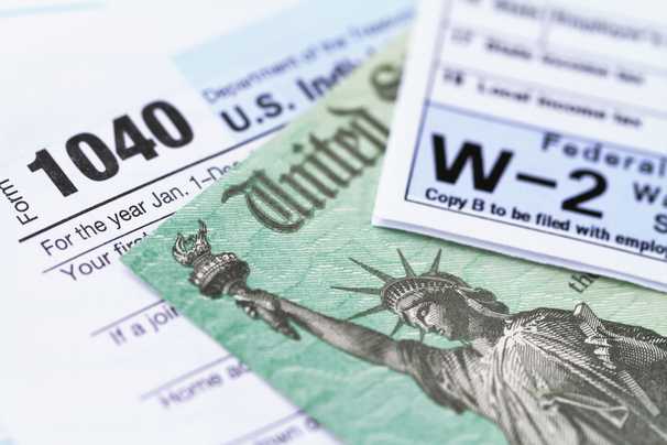 Tax refund delays hit e-filers too