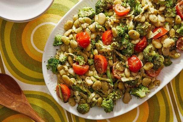 Beat the heat with this quick-cooking skillet of garlicky beans, broccoli and pesto