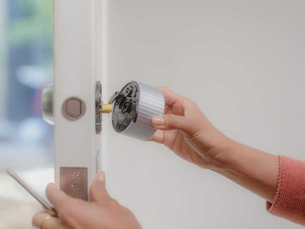 Getting a grip on installing the right smart lock