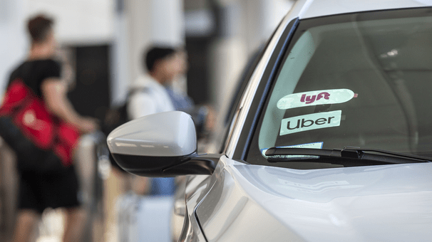 Uber, Lyft to continue operations in Calif. after court issues stay