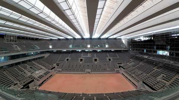 French Open officials had hoped for thousands of fans. Then the coronavirus roared back.