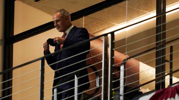 Baseball fans’ biggest problem with Rob Manfred? He doesn’t appear to be one of them.