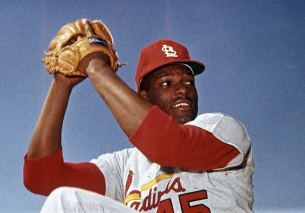 Bob Gibson, intimidating Hall of Fame pitcher with a blazing fastball, dies at 84