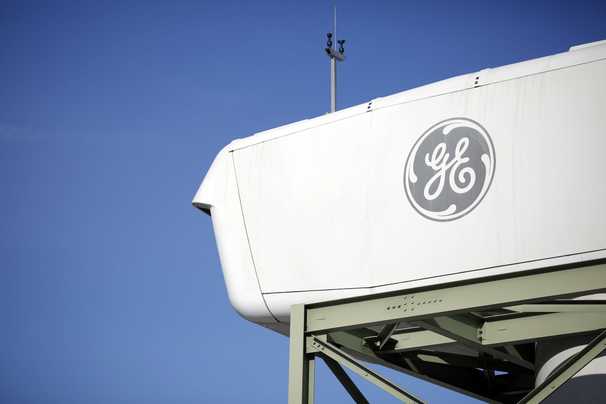 GE is warned it faces SEC action tied to accounting investigation