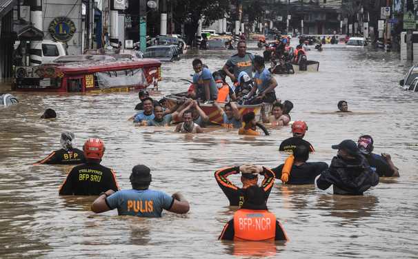 Typhoon Vamco batters the Philippines, leaving millions without power