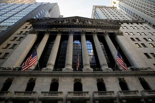Wall Street wraps up a monster November