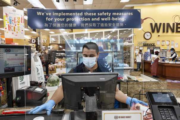Why grocery chains are paying workers to get vaccinated, but other industries are lagging