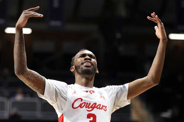 Houston’s defense is at its suffocating best in bouncing Syracuse to advance to Elite Eight