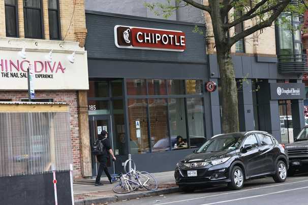Chipotle raises wages amid expansion plans, as companies compete for workers