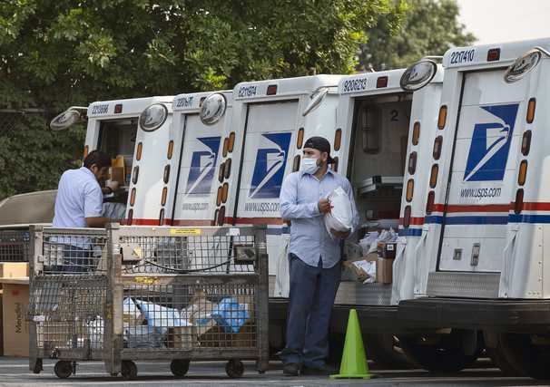 DeJoy charges ahead with USPS cost-cutting despite beating financial projections
