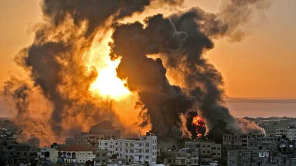 Israeli forces escalate campaign in Gaza with tanks, artillery, planes; Hamas launches rockets