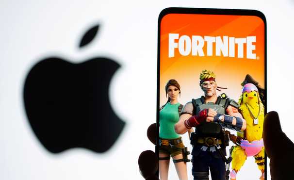The blockbuster trial between Apple and the maker of ‘Fortnite’ goes out with a ‘hot tub’ session