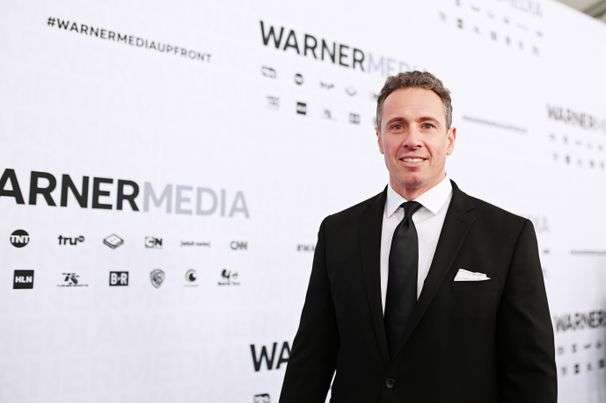 With his star status secure at CNN, Chris Cuomo skirts controversy again