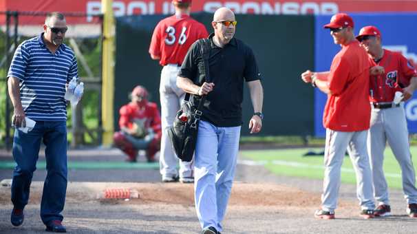 To put his health and family first, Nationals executive Doug Harris steps away from baseball