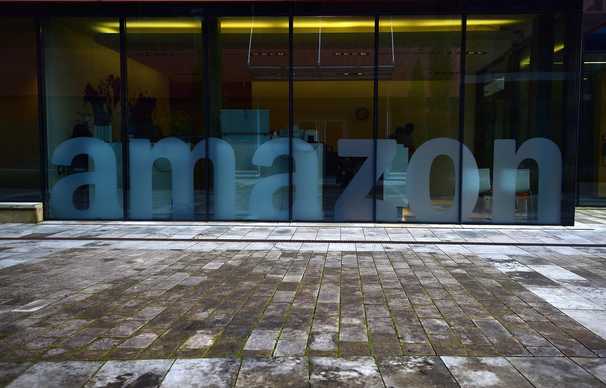 E.U. regulator hits Amazon with record $887 million fine for data protection violations