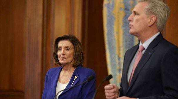 Democrats call on McCarthy to apologize after he said ‘it will be hard not to hit’ Pelosi with gavel