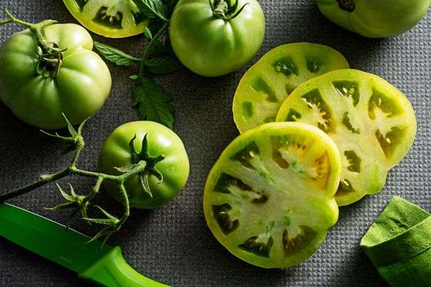 How to use green tomatoes to pickle, bake and, of course, fry