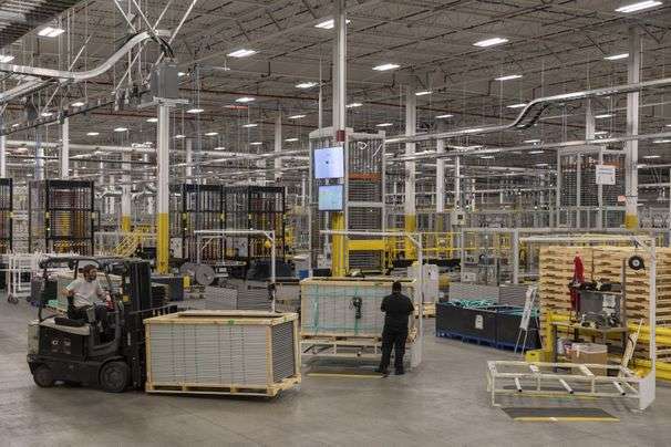 Inside the Ohio factory that could make or break Biden’s big solar energy push
