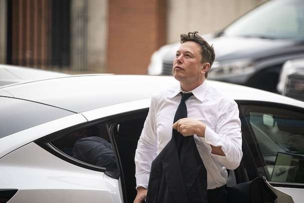 How auto regulators played mind games with Elon Musk