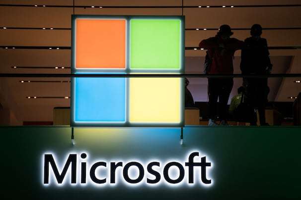 Microsoft suspends sales in Russia in major blow to Russian economy