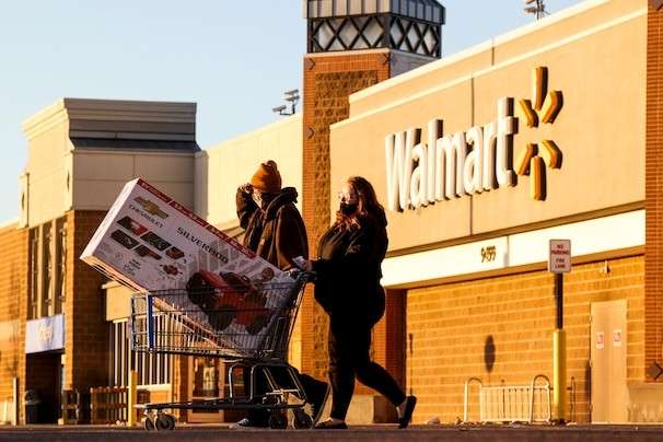 What Walmart’s tech investments mean for workers and shoppers
