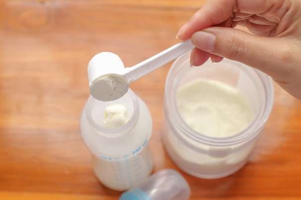 Baby formula shortage strains families, forces stores to ration