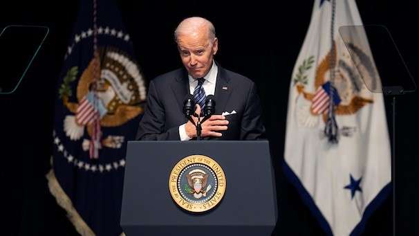 Biden pays tribute to friend and mentor Walter Mondale