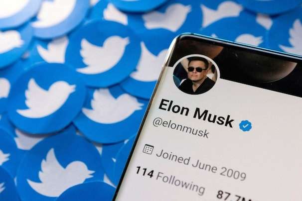 Musk says he will ban Twitter spam bots, but he has been a beneficiary