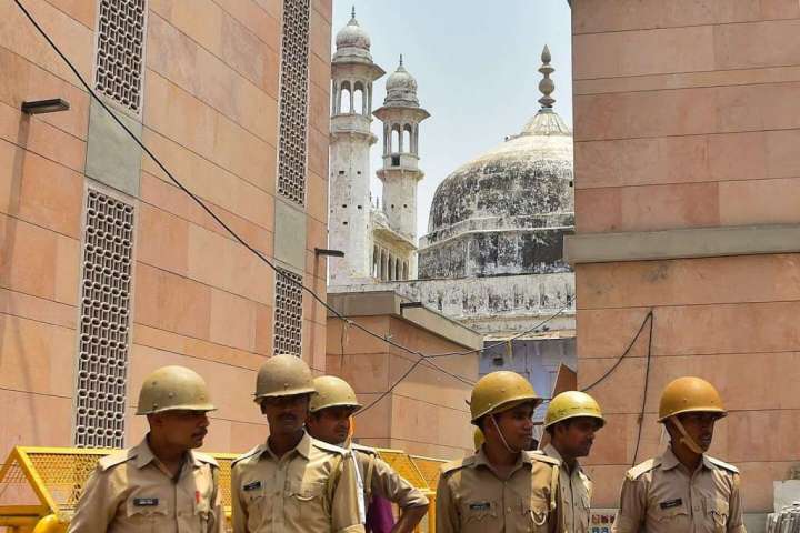 The mosque at the center of India’s battle over religious identity