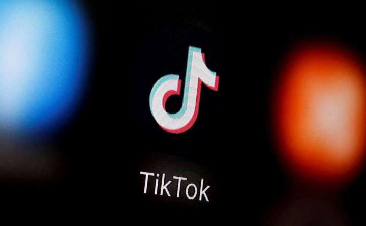 FCC commissioner calls on Google and Apple to ban TikTok app