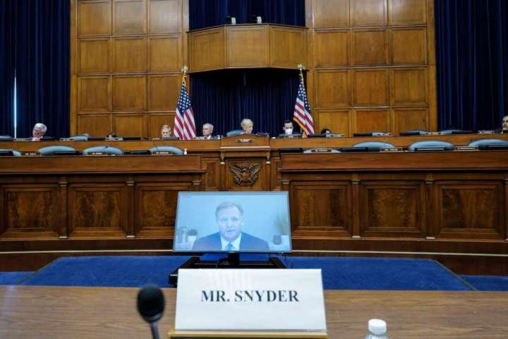 In snubbing House panel, Daniel Snyder may have increased his legal peril