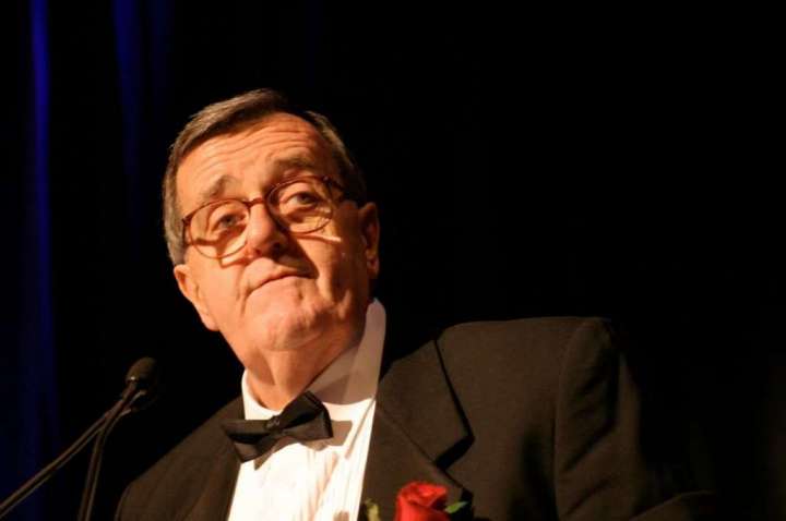 Mark Shields, columnist and TV political commentator, dies at 85