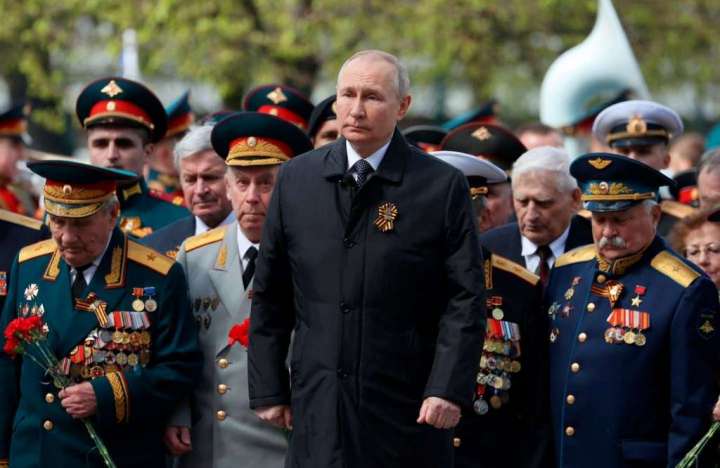 Putin thinks West will blink first in war of attrition, Russian elites say