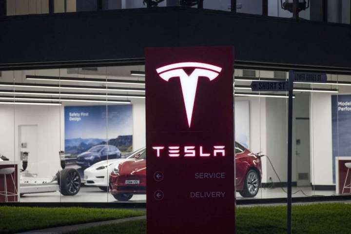 Tesla used PR firm to track workers on Facebook during 2017 union push: report