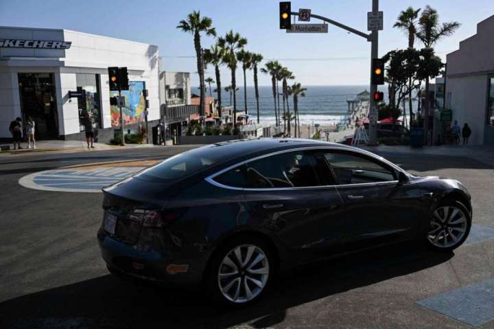 Teslas running Autopilot involved in 273 crashes reported since last year