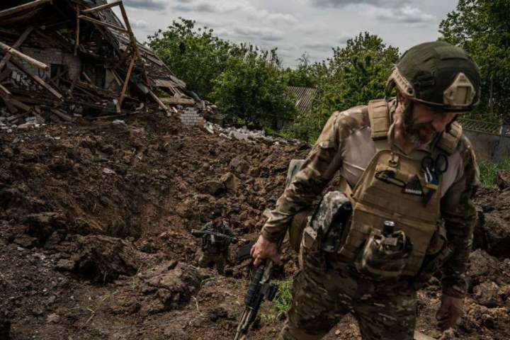 Ukraine’s volunteer ‘Kraken’ unit takes the fight to the Russians