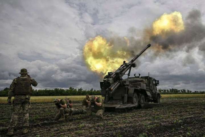 Russia-Ukraine war live updates: Western artillery ‘working very powerfully’; U.S. senators visit Bucha