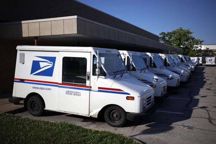 USPS will make 40% of its new trucks electric, up from 10%