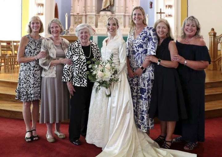 1 dress, 8 weddings: Brides in this family have worn the same gown for 72 years