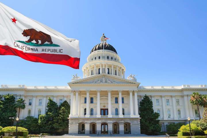 California lawmakers pass landmark children’s online safety bill