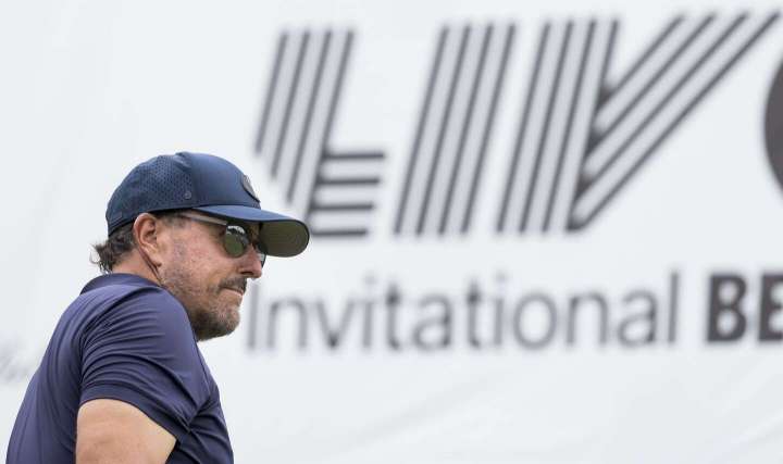 Phil Mickelson, 10 other LIV golfers, file antitrust suit against PGA Tour