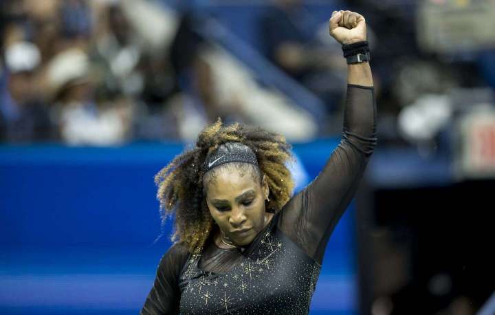 Serena Williams sheds cape, finds form and owns U.S. Open stage once again