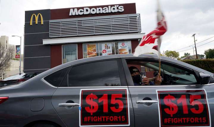 With fast-food bill, California could help all essential workers