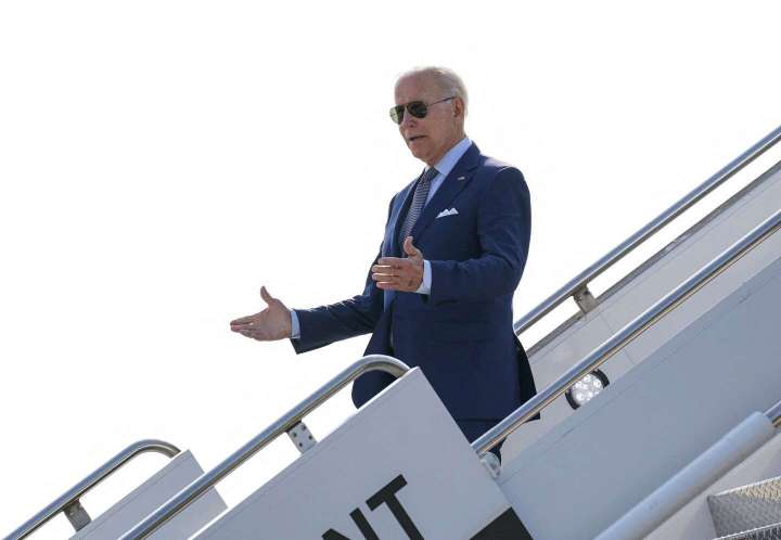 Post Politics Now: Biden visiting Detroit to highlight investment in electric vehicles