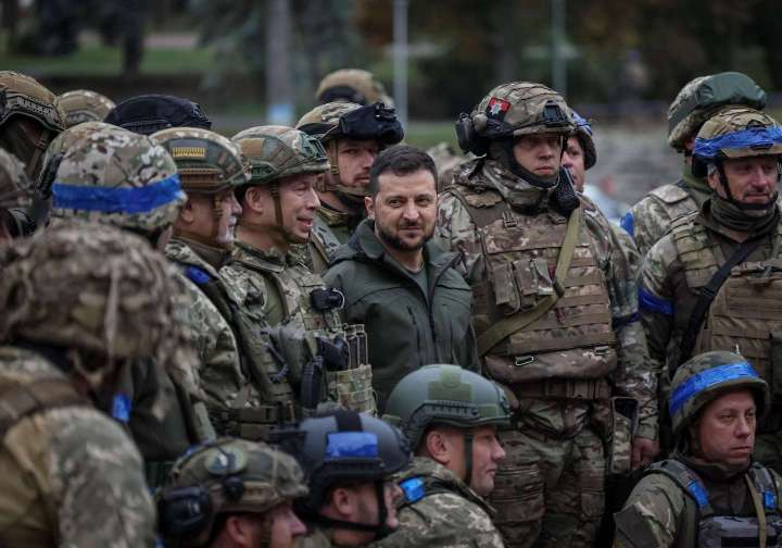 Ukraine live briefing: Zelensky visits reclaimed Izyum; E.U. moves ahead with emergency measures on energy