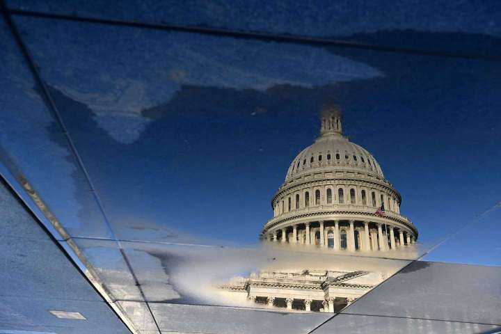 Voters divided amid intense fight for control of Congress, poll finds