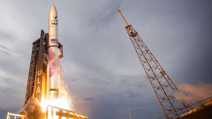 Amazon to launch first of its Kuiper internet satellites on ULA rocket