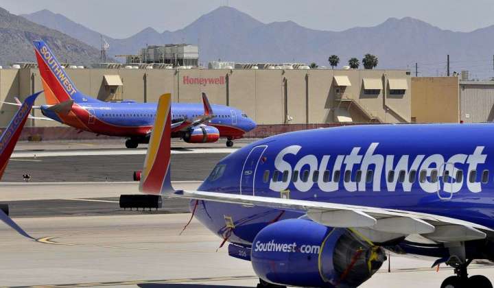 DOT forwards thousands of customer complaints to Southwest Airlines, sets 60-day deadline to respond