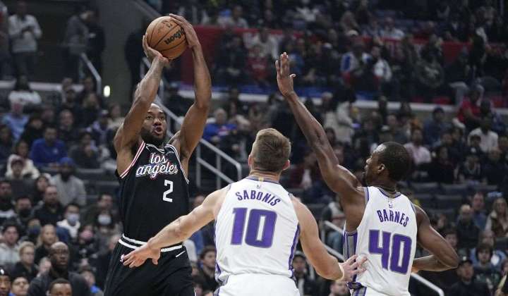 Kings outlast Clippers 176-175 in double overtime