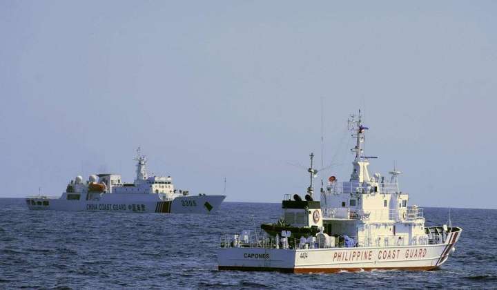 Philippines: China ship hits Filipino crew with ‘military-grade laser light’